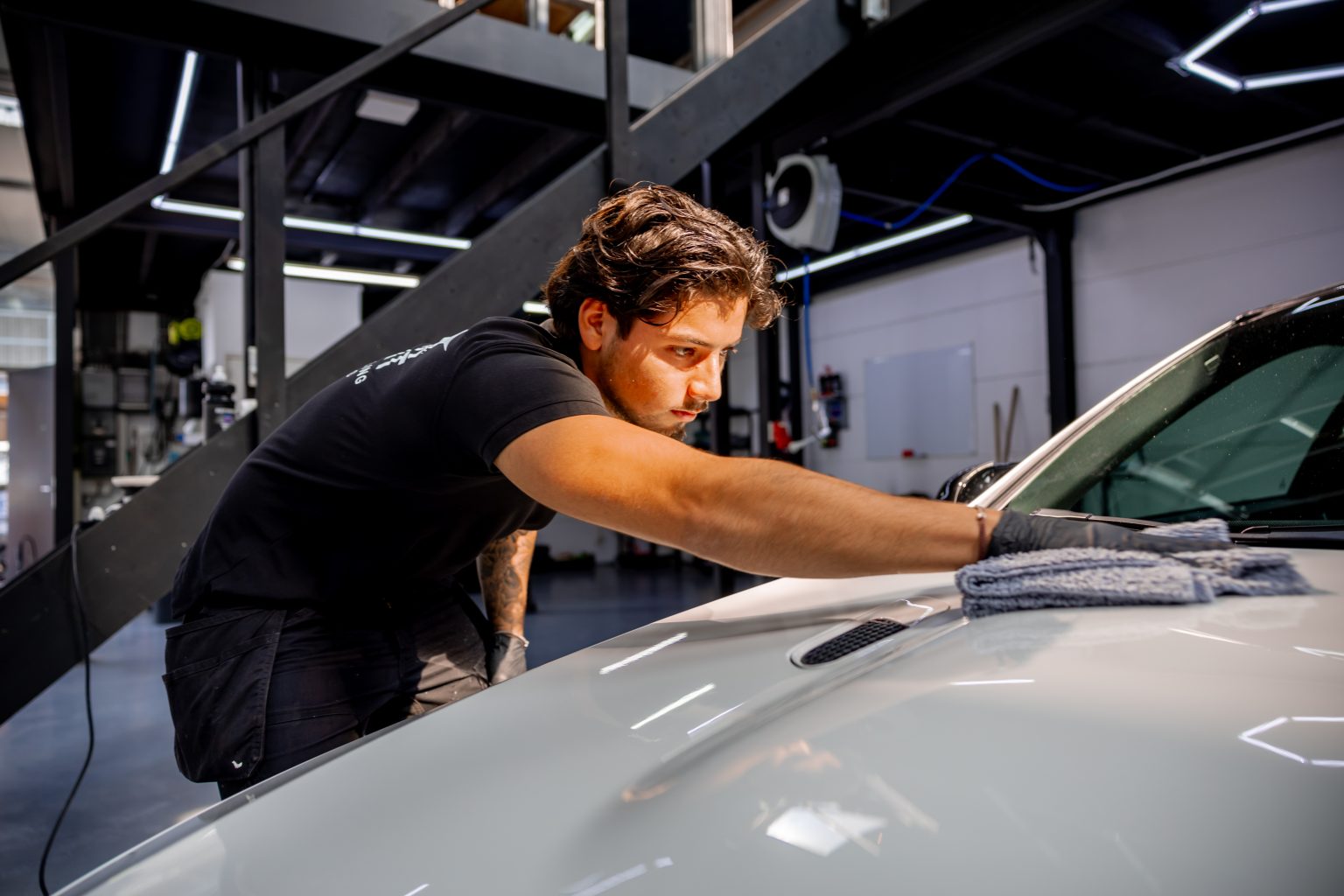 Inspectielamp Blinkpunt Monster bij auto detailing in Monster, Blinkpunt Monster